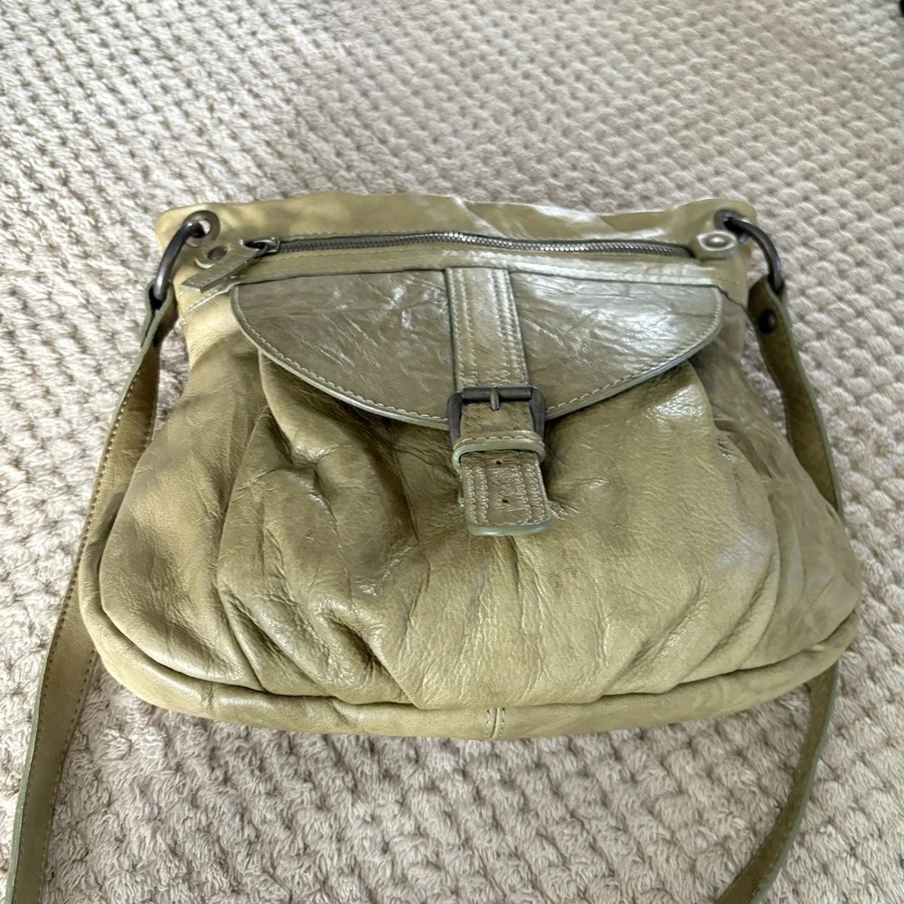 Sundance beautiful crossbody